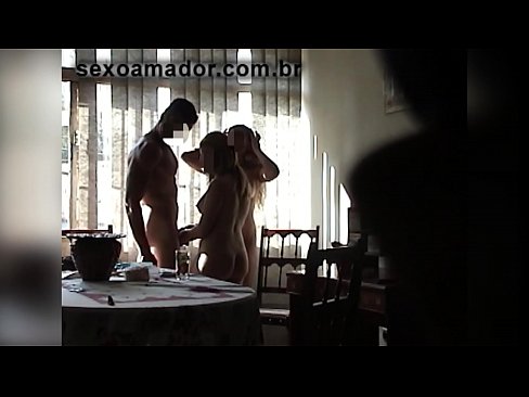 ❤️ Секс приятели канят гигантски мъж и тройка с него ❤ Секс видео в bg.hotpornphotos.ru ❤